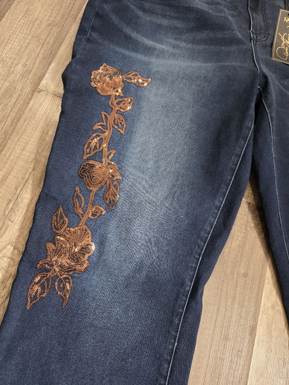 DG2 by Diane Gilman Dark Blue Cropped Jeans Western Copper Floral Embroidery Y2K - Picture 13 of 13